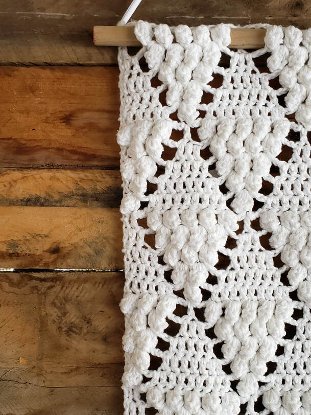 How to crochet a Popcorn Wall Hanging